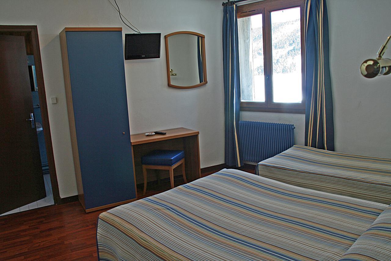 Hotel La Belle Aude Matemale Eksteriør billede